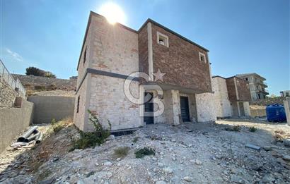 MUSELAND- VİLLAKENT'TE SATILIK 3+1 HAVUZLU VE BAHÇELİ VİLLA
