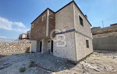 MUSELAND- VİLLAKENT'TE SATILIK 3+1 HAVUZLU VE BAHÇELİ VİLLA