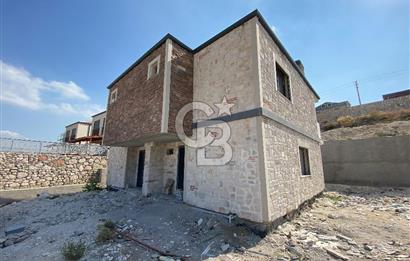 MUSELAND- VİLLAKENT'TE SATILIK 3+1 HAVUZLU VE BAHÇELİ VİLLA