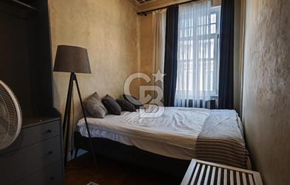 GALATA TARİHİ BİNADA, 2+1, EŞYALI KİRALIK DAİRE