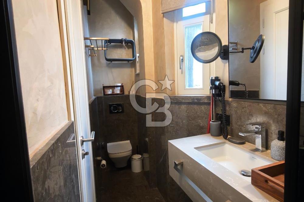 GALATA TARİHİ BİNADA, 2+1, EŞYALI KİRALIK DAİRE