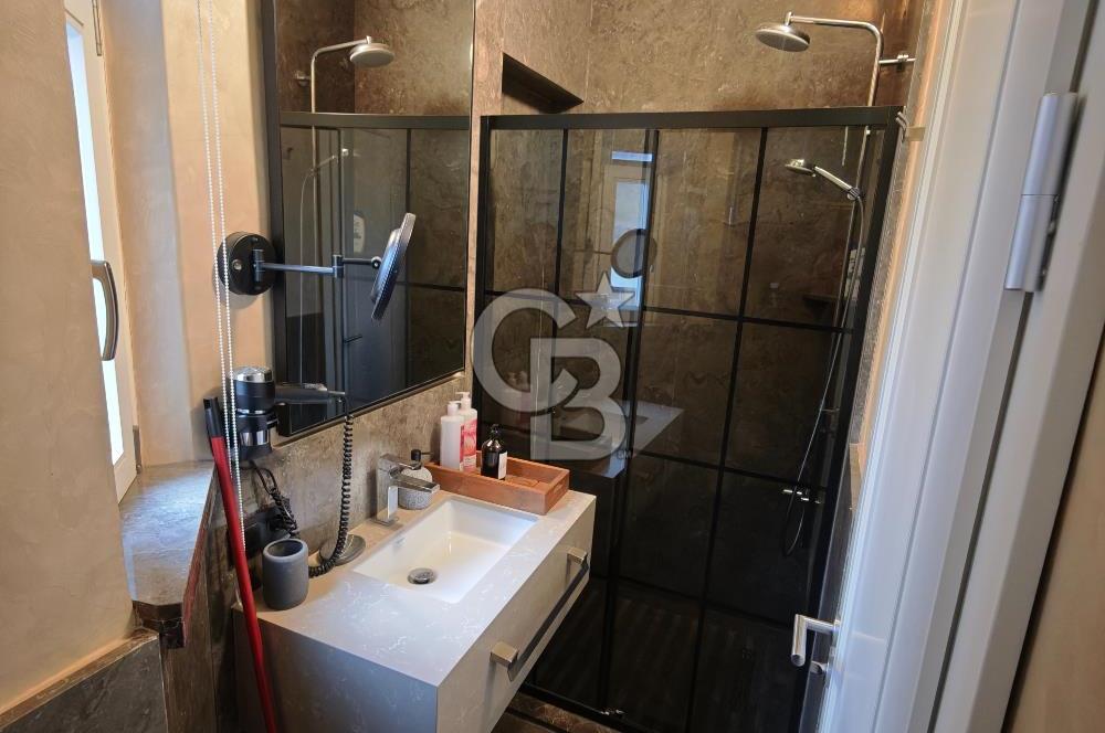 GALATA TARİHİ BİNADA, 2+1, EŞYALI KİRALIK DAİRE