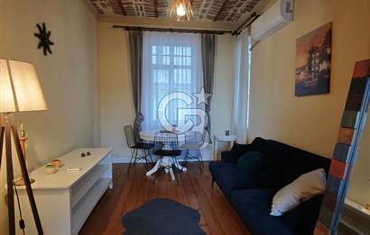 GALATA TARİHİ BİNADA, 2+1, EŞYALI KİRALIK DAİRE