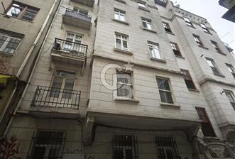 GALATA TARİHİ BİNADA, 2+1, EŞYALI KİRALIK DAİRE