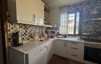 555 m2 arsa içerisinde Müstakil ev