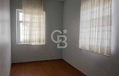 KUMBARACI CAMCI FEVZİ SOKAKTA KÖŞE BİNA 60M2, 2+1 AYDINLIK DAİRE