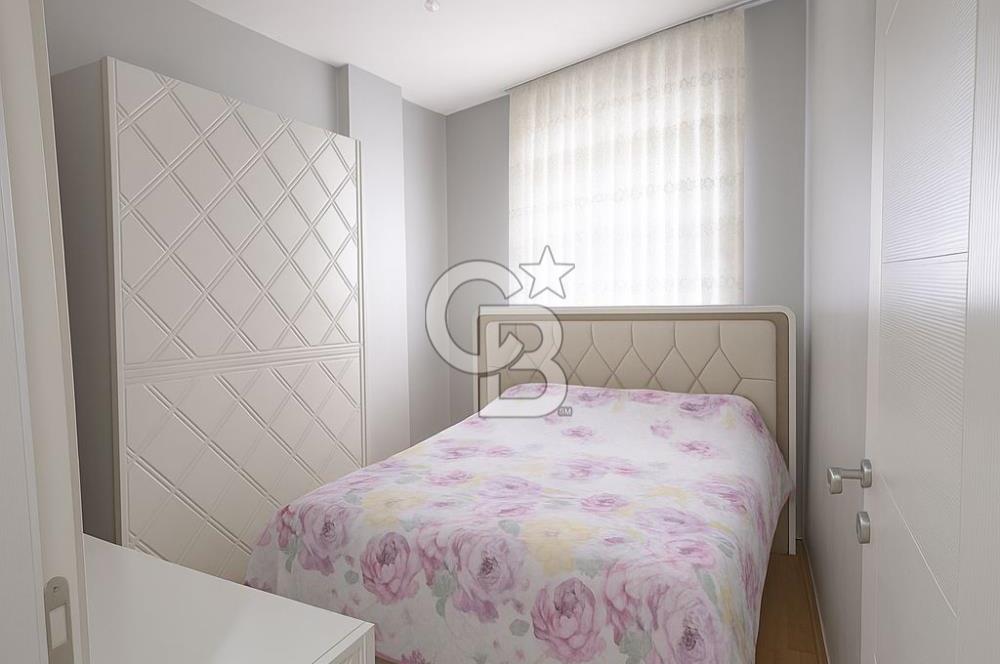 KUMBARACI CAMCI FEVZİ SOKAKTA KÖŞE BİNA 60M2, 2+1 AYDINLIK DAİRE