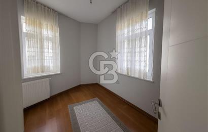 KUMBARACI CAMCI FEVZİ SOKAKTA KÖŞE BİNA 60M2, 2+1 AYDINLIK DAİRE