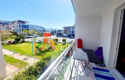 KUŞADASI DAVUTLAR SİTE İÇİNDE SAHİLE YAKIN YENİ 1+1 SATILIK DAİRE 