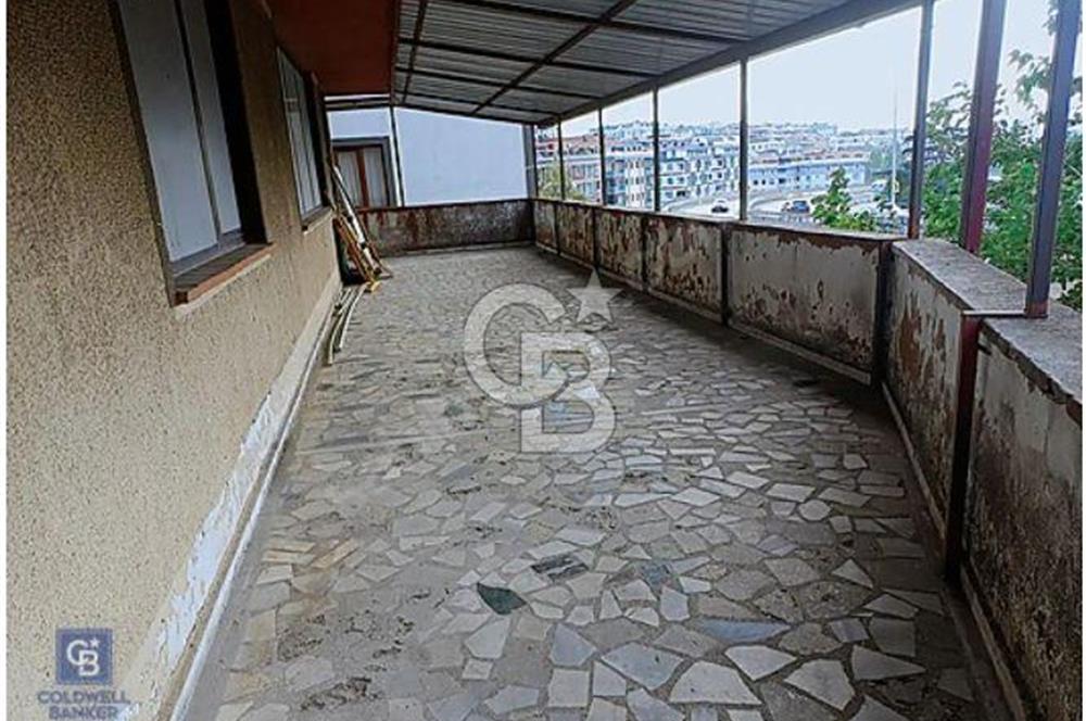 Zümrütevler Baraj yoluna yakın, depolama ve hafif imalata 390 m2