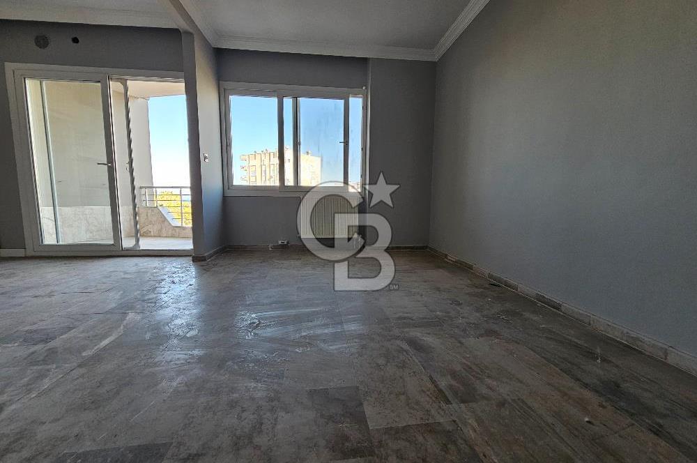 Mersin Mezitli Atatürk Mah. GMK Blv. Cepheli Satılık 4+1 Daire