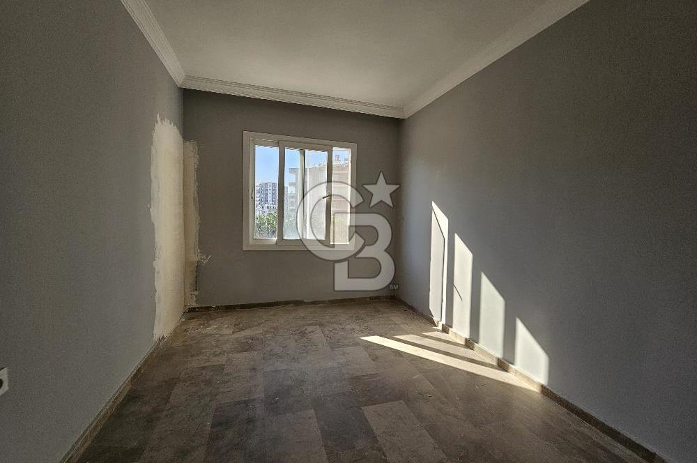 Mersin Mezitli Atatürk Mah. GMK Blv. Cepheli Satılık 4+1 Daire