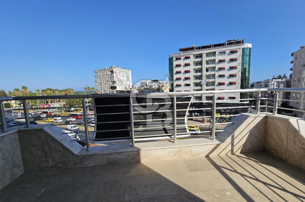 Mersin Mezitli Atatürk Mah. GMK Blv. Cepheli Satılık 4+1 Daire