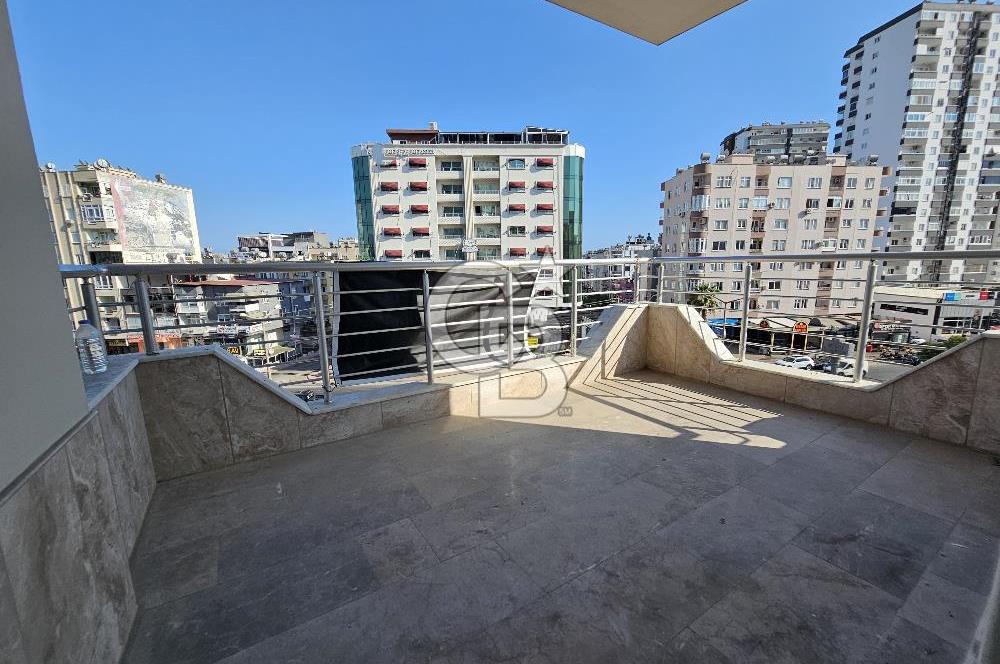 Mersin Mezitli Atatürk Mah. GMK Blv. Cepheli Satılık 4+1 Daire