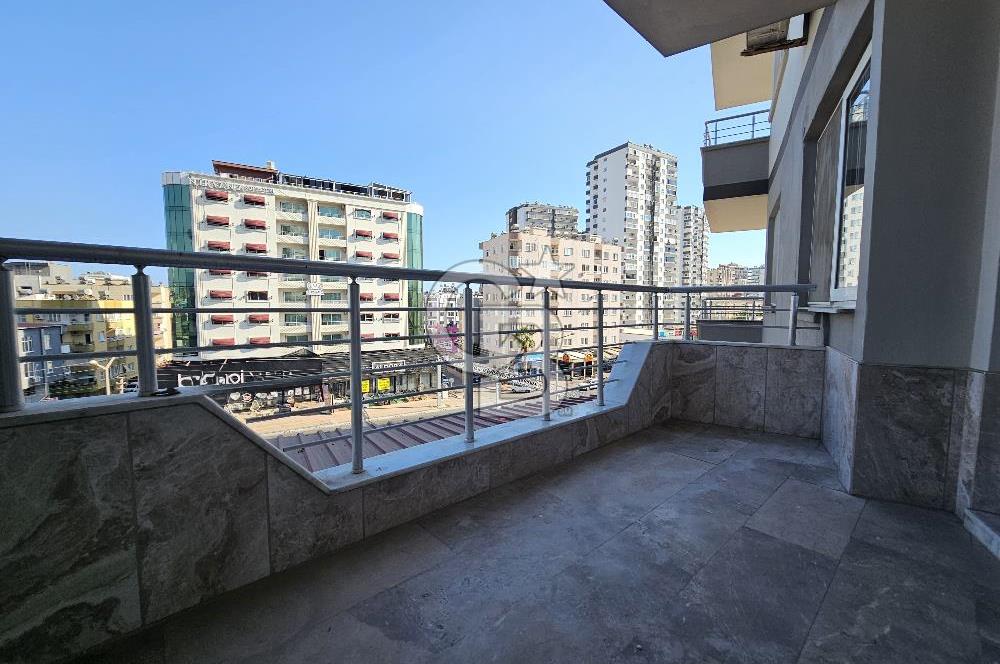 Mersin Mezitli Atatürk Mah. GMK Blv. Cepheli Satılık 4+1 Daire