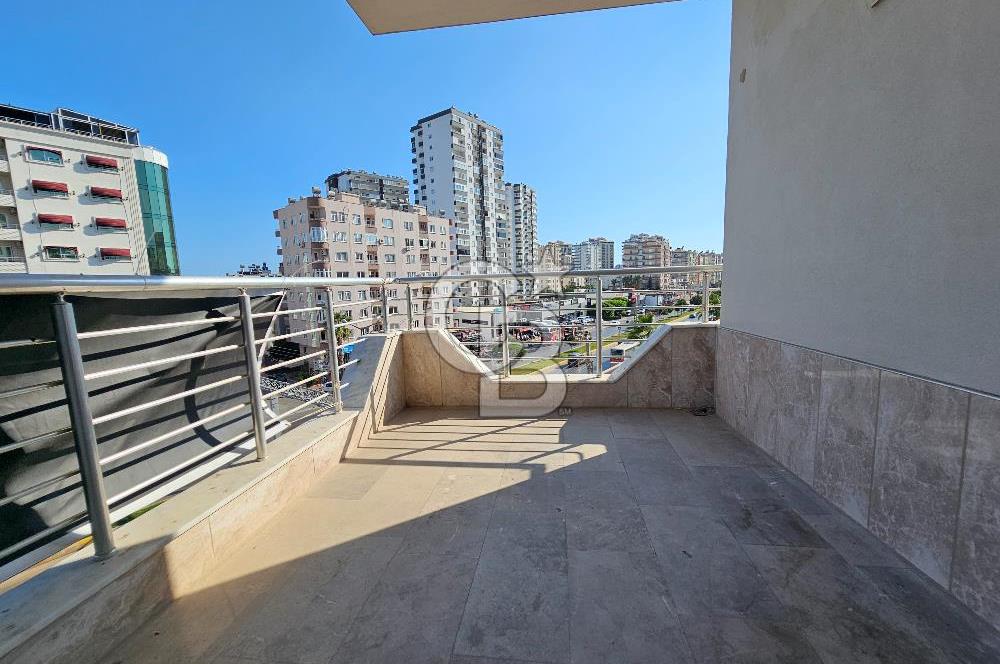 Mersin Mezitli Atatürk Mah. GMK Blv. Cepheli Satılık 4+1 Daire