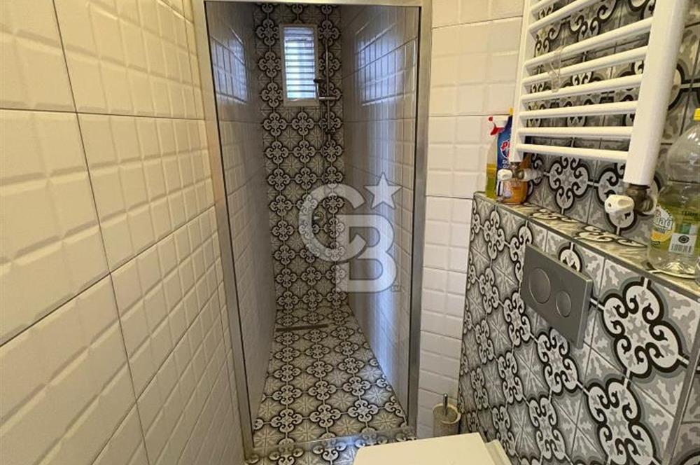 BEYOĞLU MERKEZDE KİRALIK 1+1 TADİLATLI-DENİZ MANZARALI DAİRE