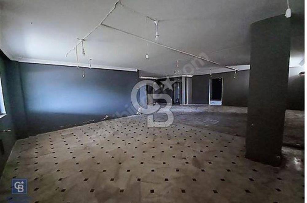 Zümrütevler Baraj yoluna yakın, depolama ve hafif imalata 390 m2