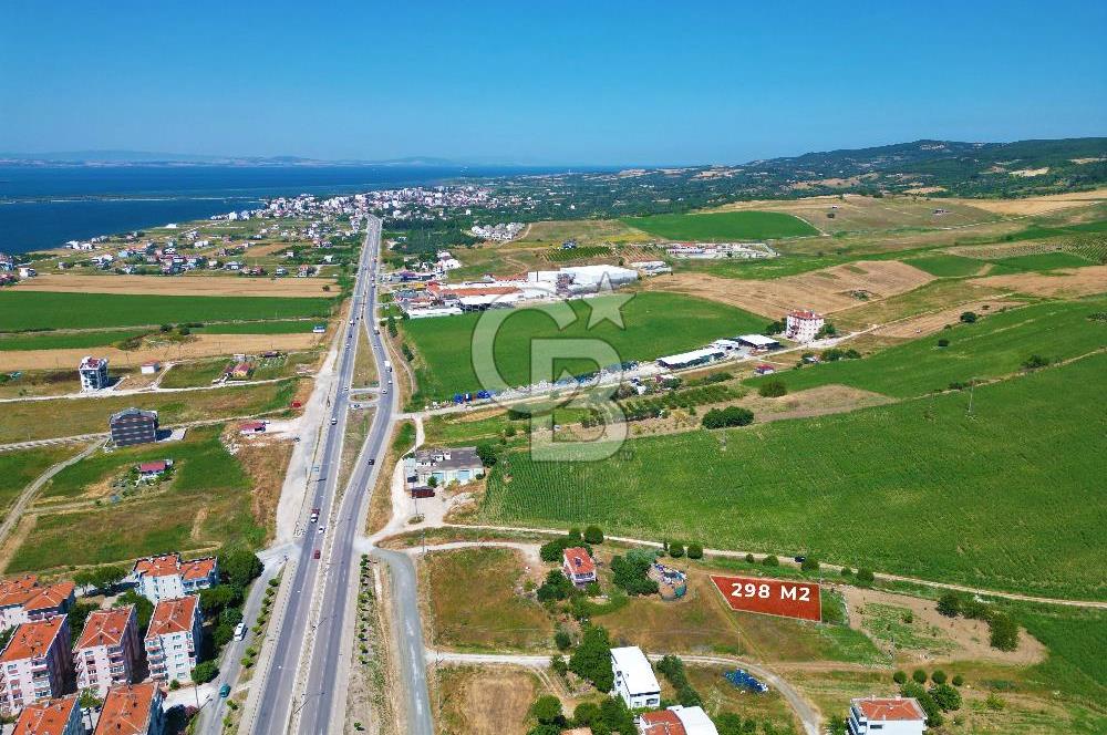 ÇANAKKALE LAPSEKİ DALYAN'DA BOĞAZ MANZARALI SATILIK ARSA