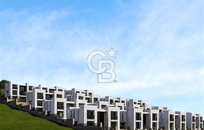 Ankara Karacakaya da Doğayla İç İçe 3 Katlı Havuzlu Lüks Villa