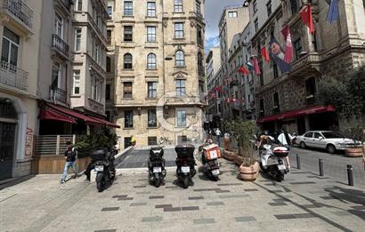 BEYOĞLU MERKEZDE KİRALIK 1+1 TADİLATLI-DENİZ MANZARALI DAİRE