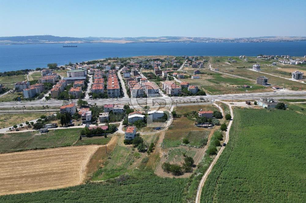 ÇANAKKALE LAPSEKİ DALYAN'DA BOĞAZ MANZARALI SATILIK ARSA