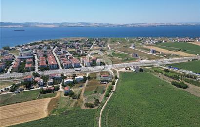 ÇANAKKALE LAPSEKİ DALYAN'DA BOĞAZ MANZARALI SATILIK ARSA
