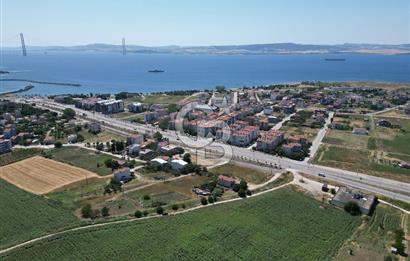 ÇANAKKALE LAPSEKİ DALYAN'DA BOĞAZ MANZARALI SATILIK ARSA