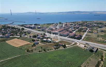 ÇANAKKALE LAPSEKİ DALYAN'DA BOĞAZ MANZARALI SATILIK ARSA