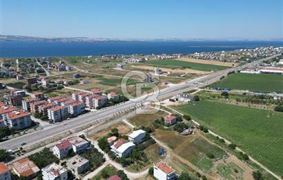 ÇANAKKALE LAPSEKİ DALYAN'DA BOĞAZ MANZARALI SATILIK ARSA