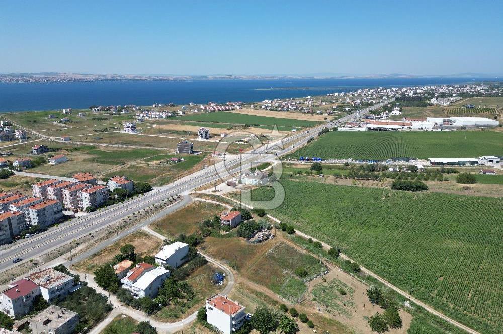 ÇANAKKALE LAPSEKİ DALYAN'DA BOĞAZ MANZARALI SATILIK ARSA