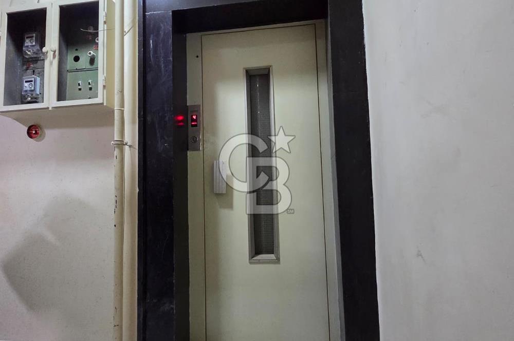 GÜZEL LOKASYONDA KİRALIK OFİS