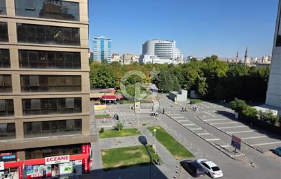 GÜZEL LOKASYONDA KİRALIK OFİS