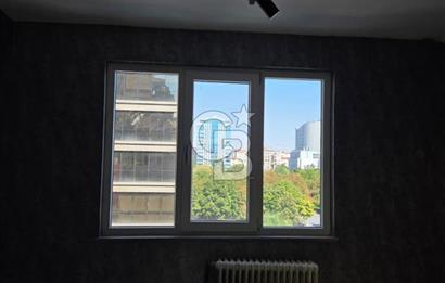 GÜZEL LOKASYONDA KİRALIK OFİS