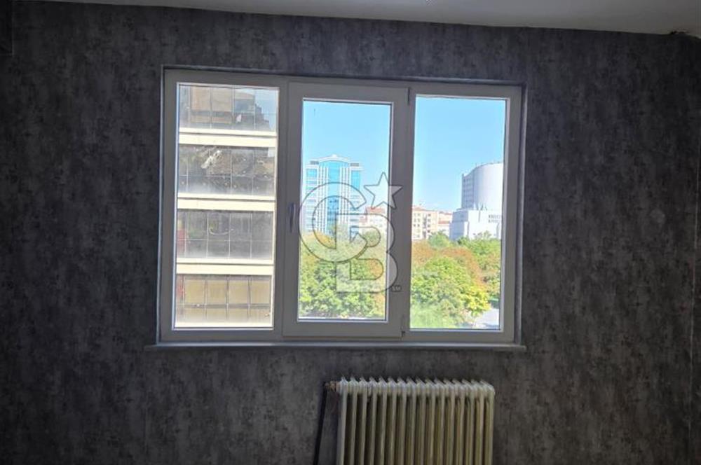 GÜZEL LOKASYONDA KİRALIK OFİS