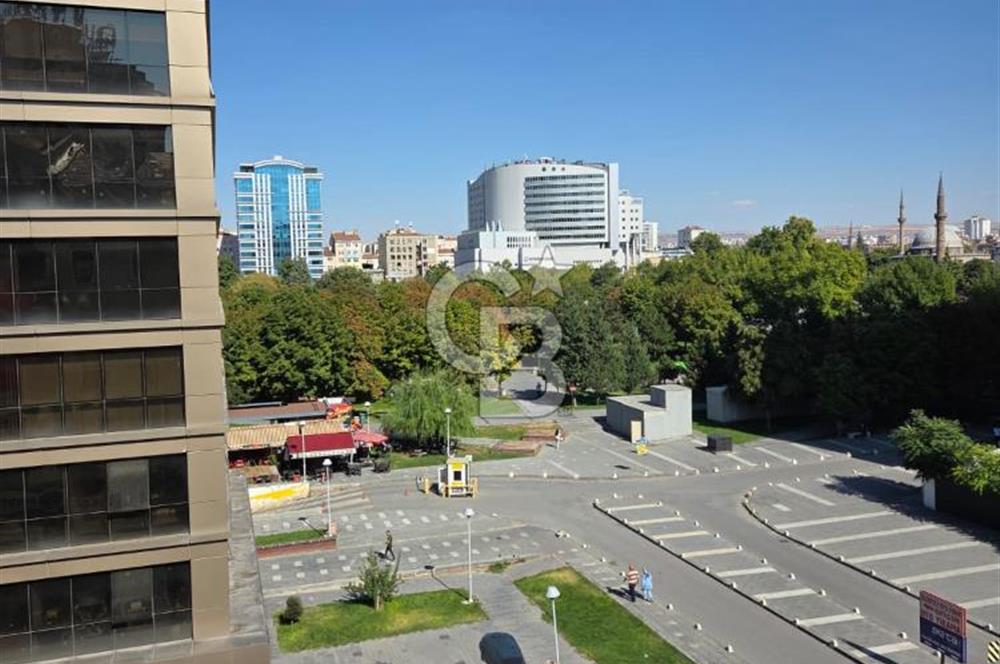 GÜZEL LOKASYONDA KİRALIK OFİS