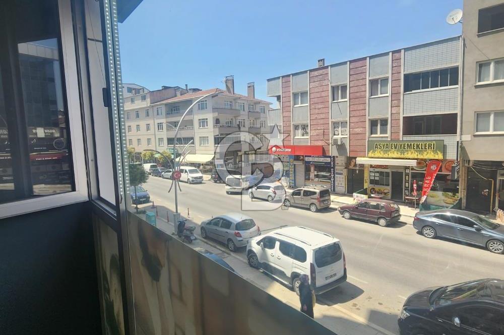 Çayırova Belediyesi'ne yakın 2 katlı satılık dükkan.