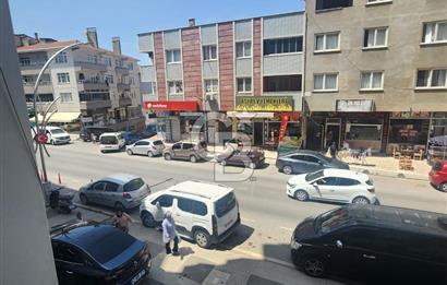 Çayırova Belediyesi'ne yakın 2 katlı satılık dükkan.