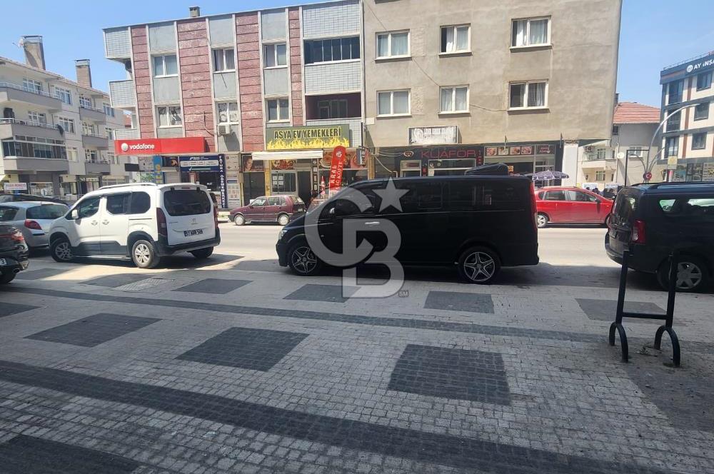 Çayırova Belediyesi'ne yakın 2 katlı satılık dükkan.