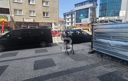 Çayırova Belediyesi'ne yakın 2 katlı satılık dükkan.