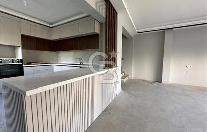 Torbalı İnönü Mh 5+1 210 m2 Havuzlu Satılık Lüks Villa 