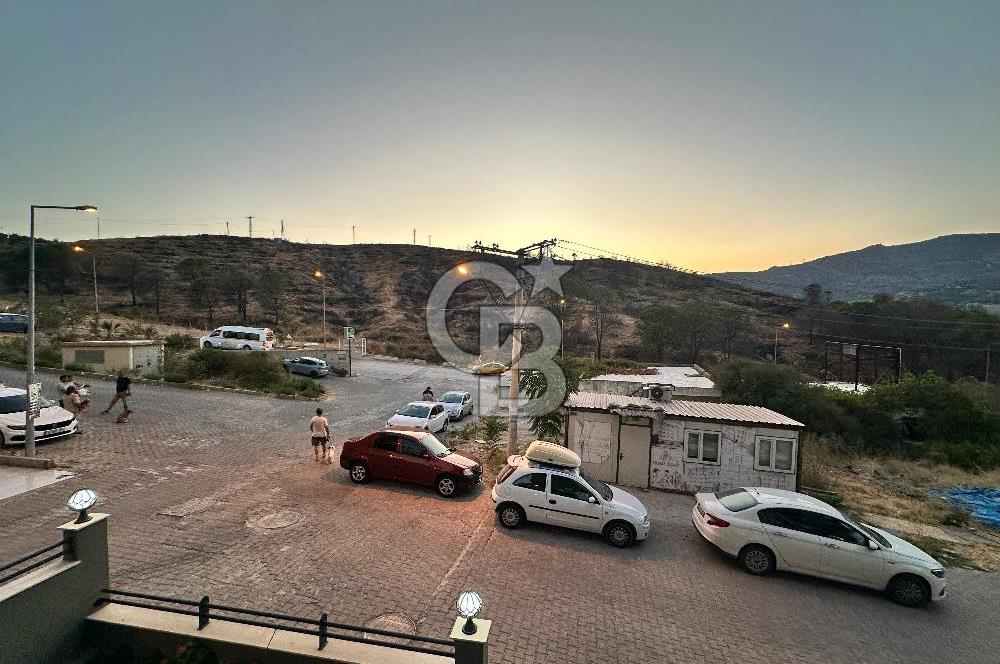 Bayraklı Körfez Mahallesinde 1+1 Satılık Lüks Daire 