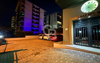 Bayraklı Körfez Mahallesinde 1+1 Satılık Lüks Daire 