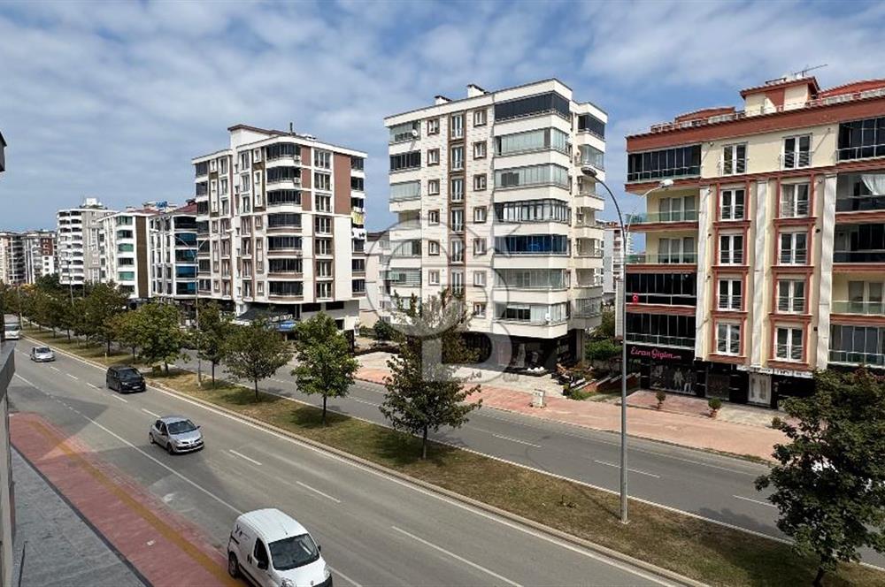 Atakent’in En Değerli Noktasında Satılık 3+1 Daire