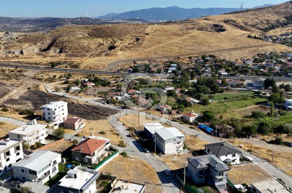 ALİAĞA ÇALTILIDERE'DE KONUT İMARLI (388 M2) SATILIK ARSA