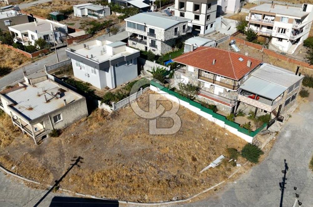 ALİAĞA ÇALTILIDERE'DE KONUT İMARLI (388 M2) SATILIK ARSA