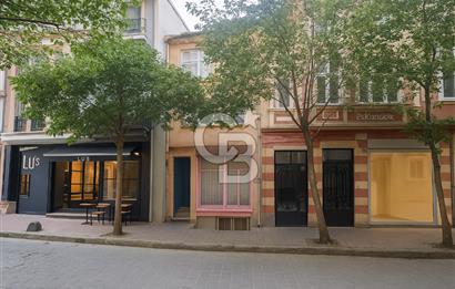 GALATA LÜLECİ HENDEK CADDESİNDE SATILIK 4 KATLI BİNA