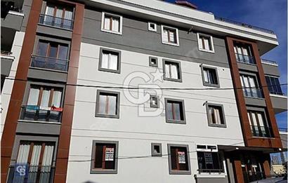 Girne mah. OPET civarı 8 yıllık kapalı mutfak 1+1 eşyalı iskanlı