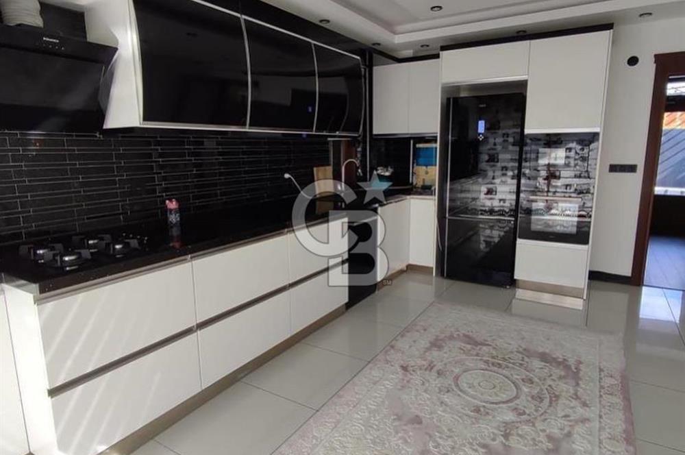 BÜYÜKÇEKMECE GÜZELCEDE SATILIK 5+2 KAPALI HAVUZLU SATILIK VİLLA