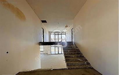 FENERBEY VİLLALARINDA 1500 m2 ARSA ÜZERİNDE NATAMAM VİLLA